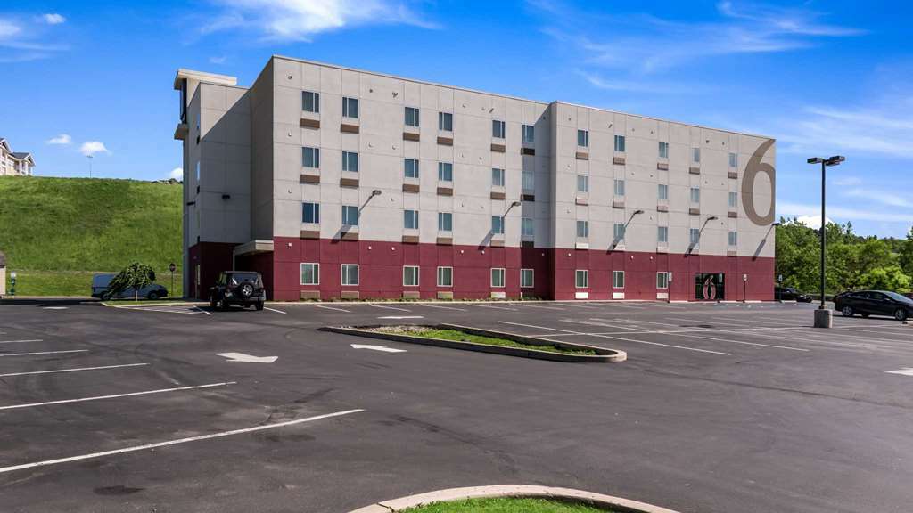 Motel 6 Wilkes Barre Arena Exterior photo